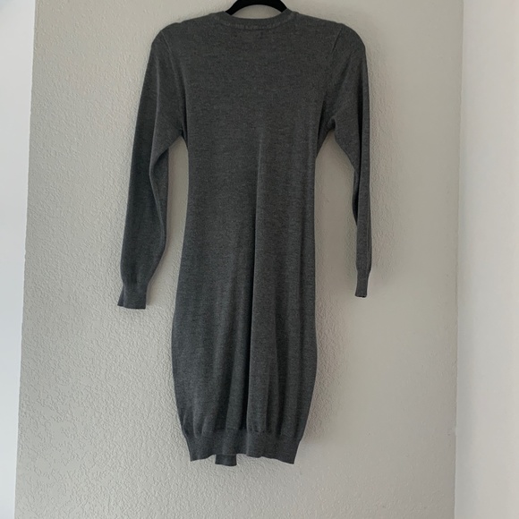 Romeo & Juliet Long Sleeve Gray Sweater Dress - Picture 5 of 9
